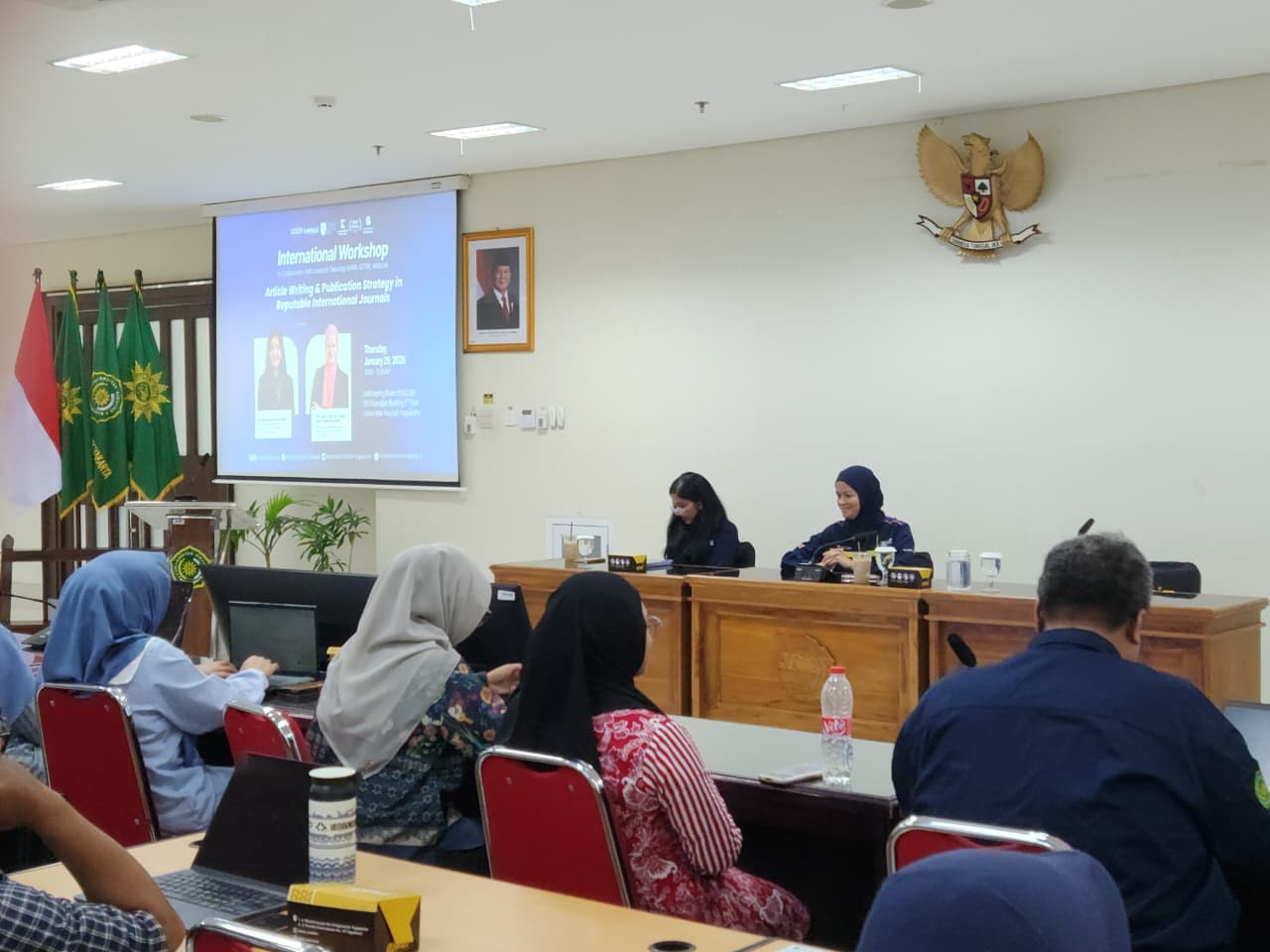Program Studi (Prodi) Ilmu Komunikasi Universitas Aisyiyah (Unisa) Yogyakarta menggelar Workshop Internasional bertema “ Article Writing & Publication Strategy in Reputable International Journals” bekerja sama dengan Universiti Teknologi MARA (UiTM) Malaysia, Kamis (29/1/2026).