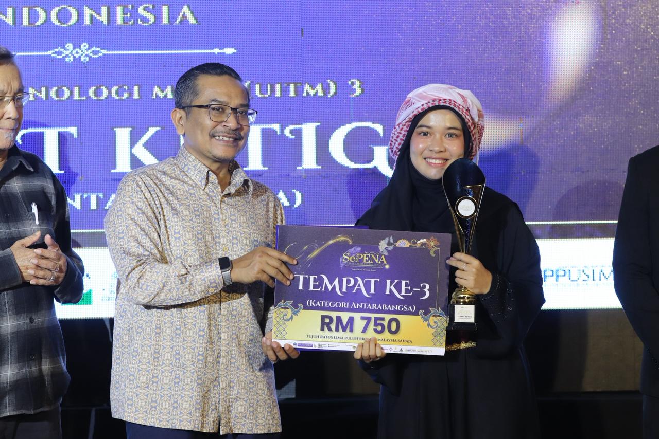 Mahasiswa Ilmu Komunikasi Unisa Yogyakarta, Aisyah Hanin Nursiwi.