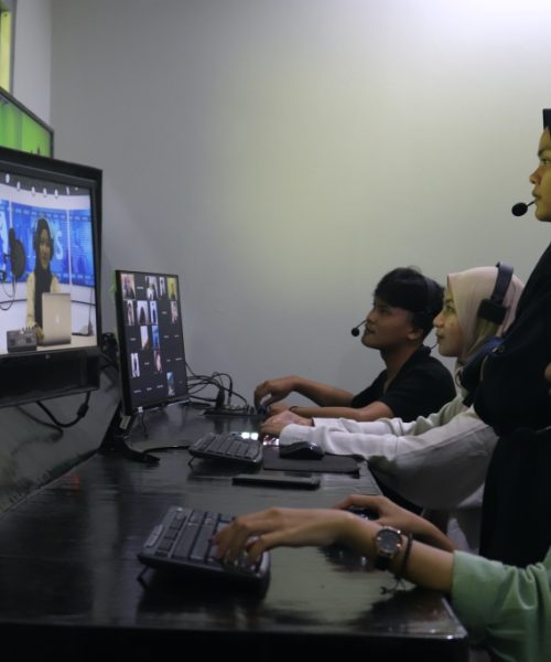 Master Control Room Prodi Ilmu Komunikasi UNISA